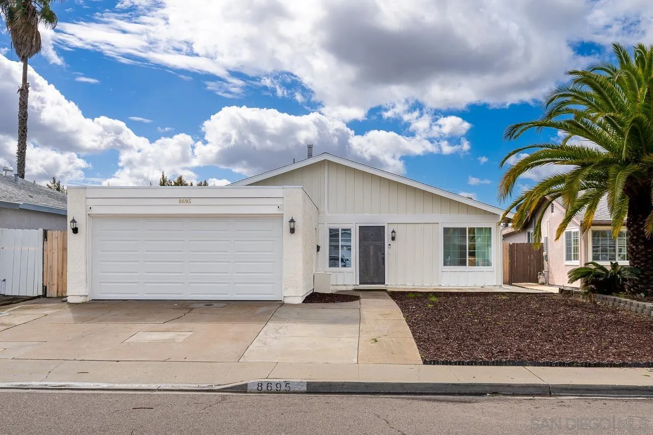 8695 Lepus Road San Diego, CA 92126 - Photo 5 of 24