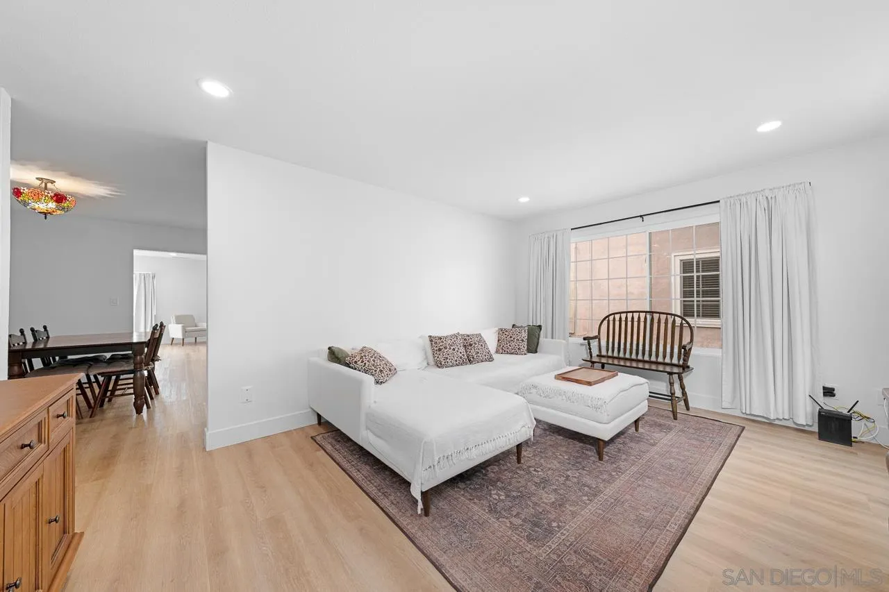 8695 Lepus Road San Diego, CA 92126 - Photo 6 of 24