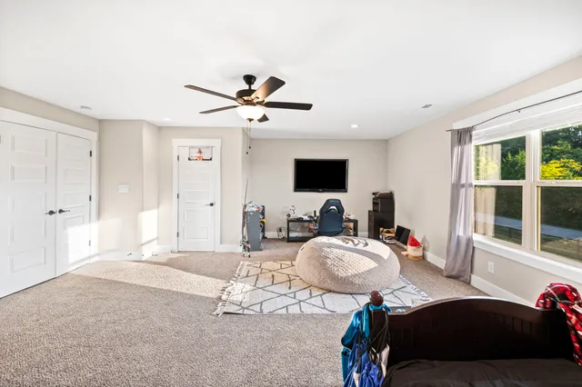 $599,000 | 5215 Watkins Ford Road, Southside, TN 37171