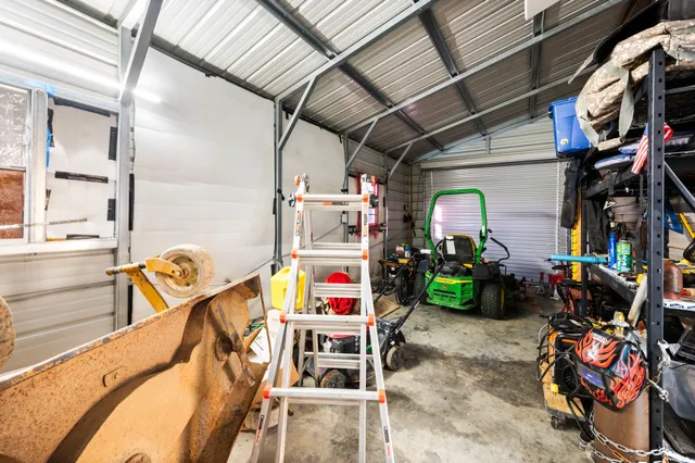 $599,000 | 5215 Watkins Ford Road, Southside, TN 37171