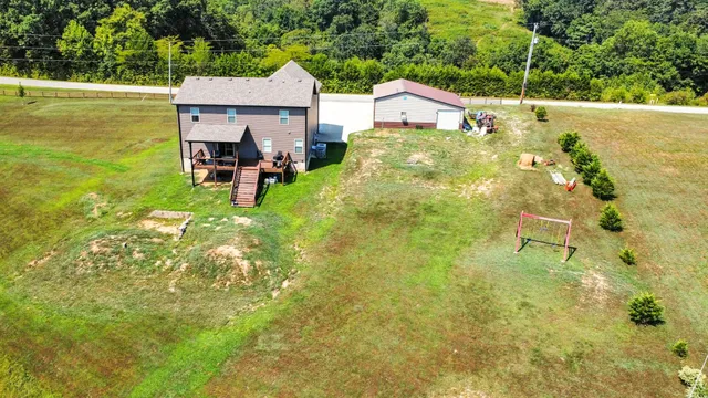 $599,000 | 5215 Watkins Ford Road, Southside, TN 37171