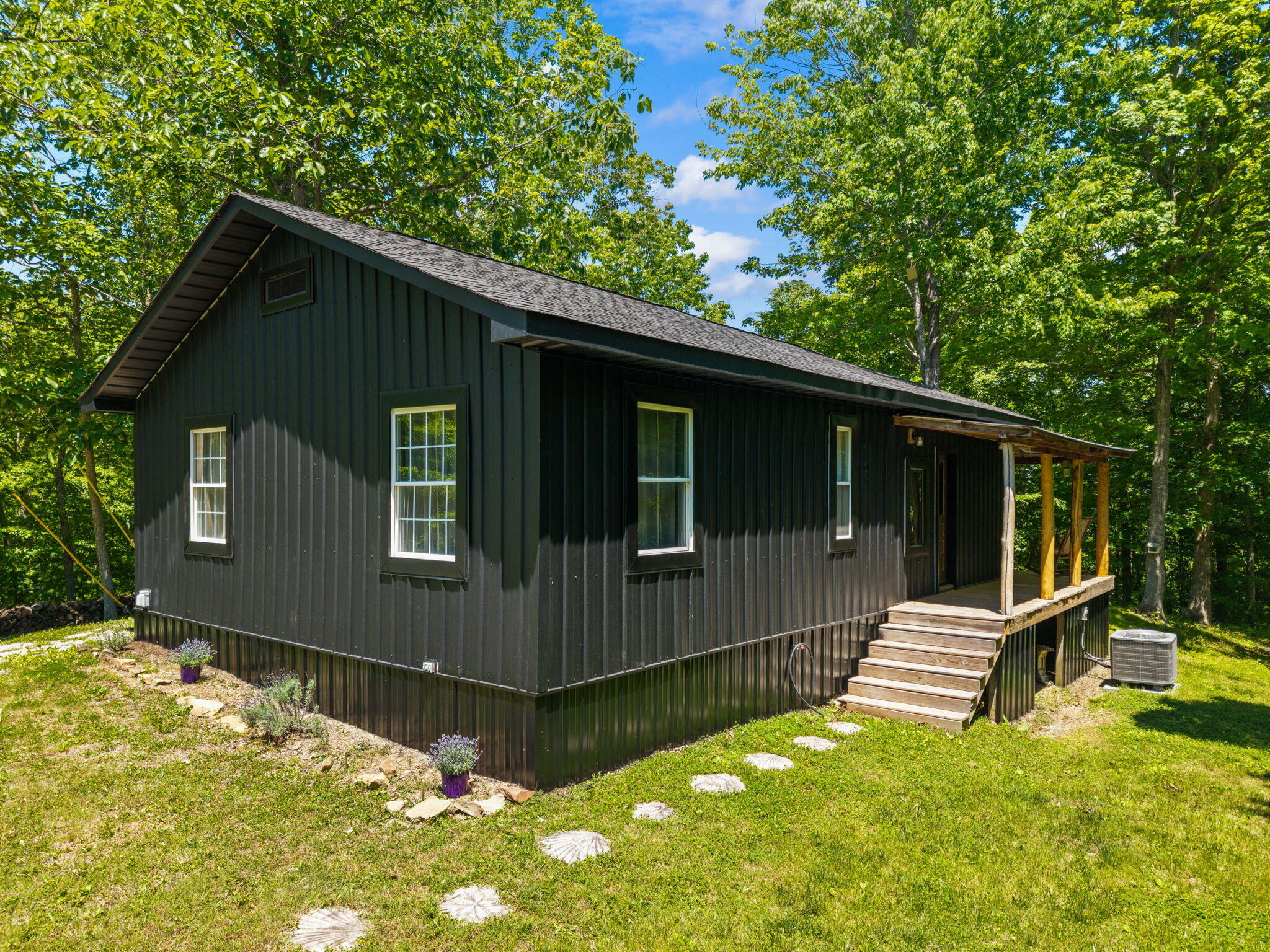 500 Fox Hunters Knob Road Booneville, KY 41314 - Photo 5 of 52 6-web-or-mls-DJI_20260517130047_0012_D