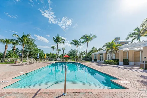 $2,550 | 1825 Bridgepointe Circle, Unit 16, Vero Beach, FL 32967