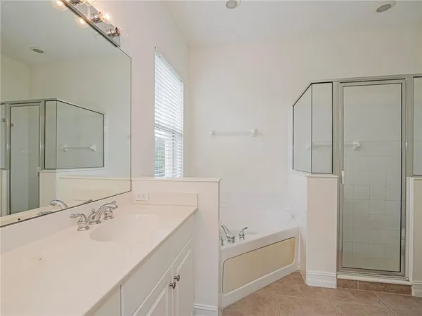 $2,550 | 1825 Bridgepointe Circle, Unit 16, Vero Beach, FL 32967