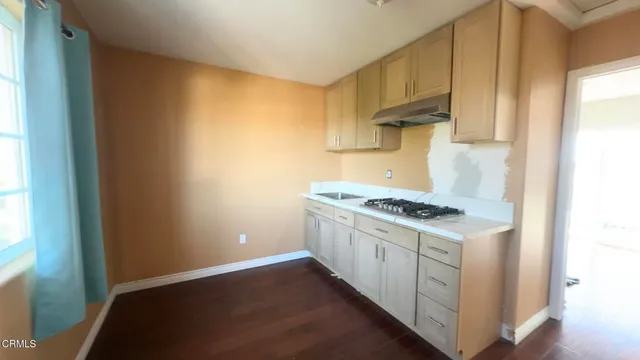 $2,500 | 2235 Cloyne Street, Oxnard, CA 93033