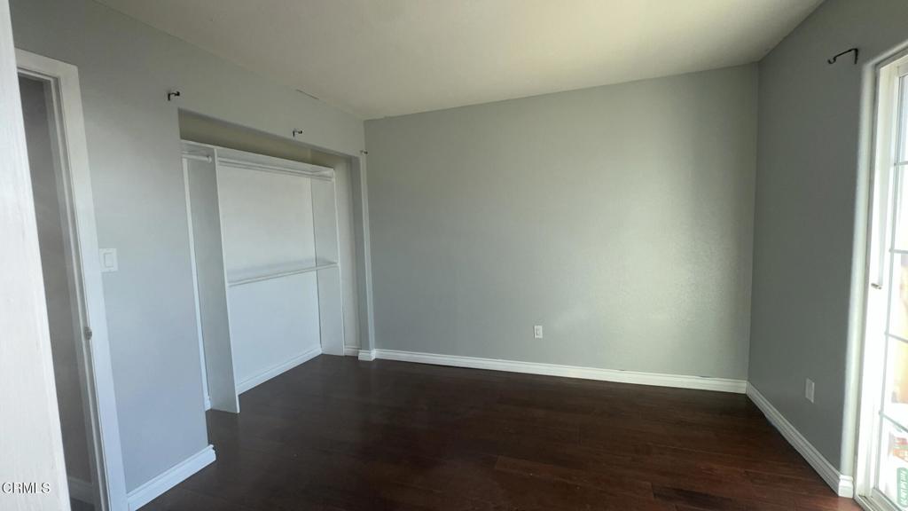 2235 Cloyne Street Oxnard, CA 93033 - Photo 6 of 9