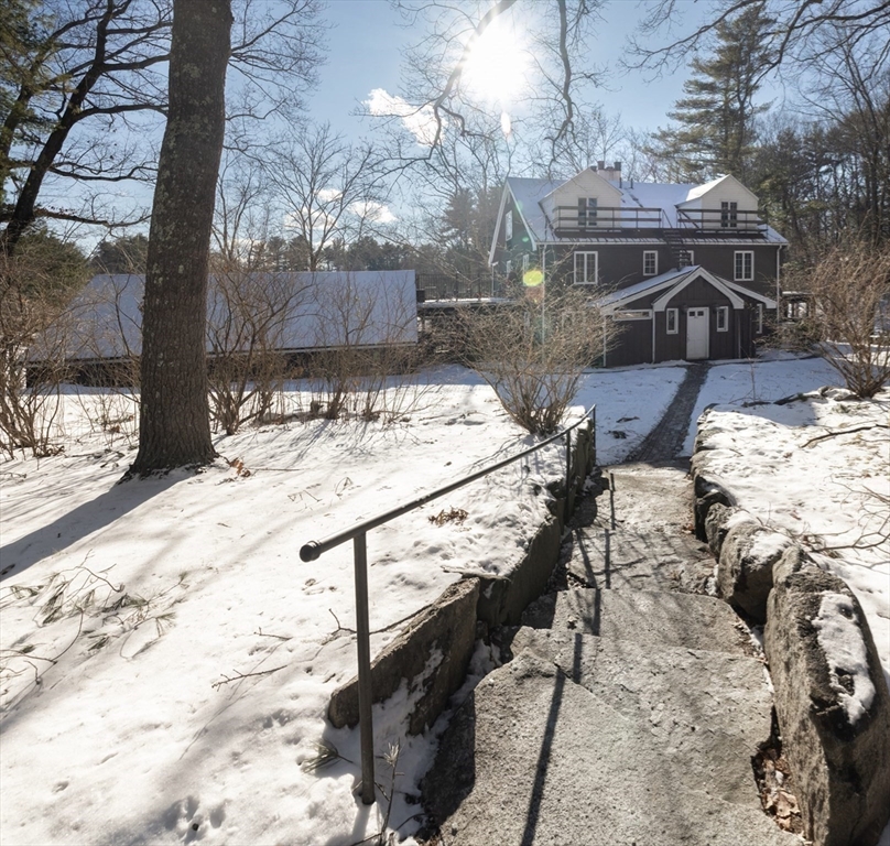 557 Dutton Road, Unit 2 Sudbury, MA 01776 - Photo 23 of 31