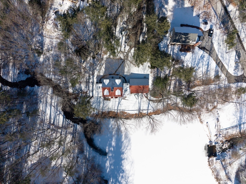 557 Dutton Road, Unit 2 Sudbury, MA 01776 - Photo 5 of 31