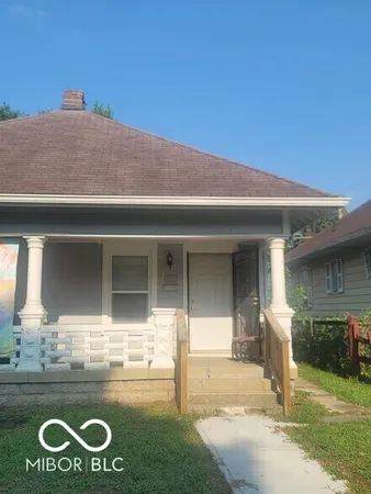 $1,100 | 521 North Gladstone Avenue, Unit B, Indianapolis, IN 46201