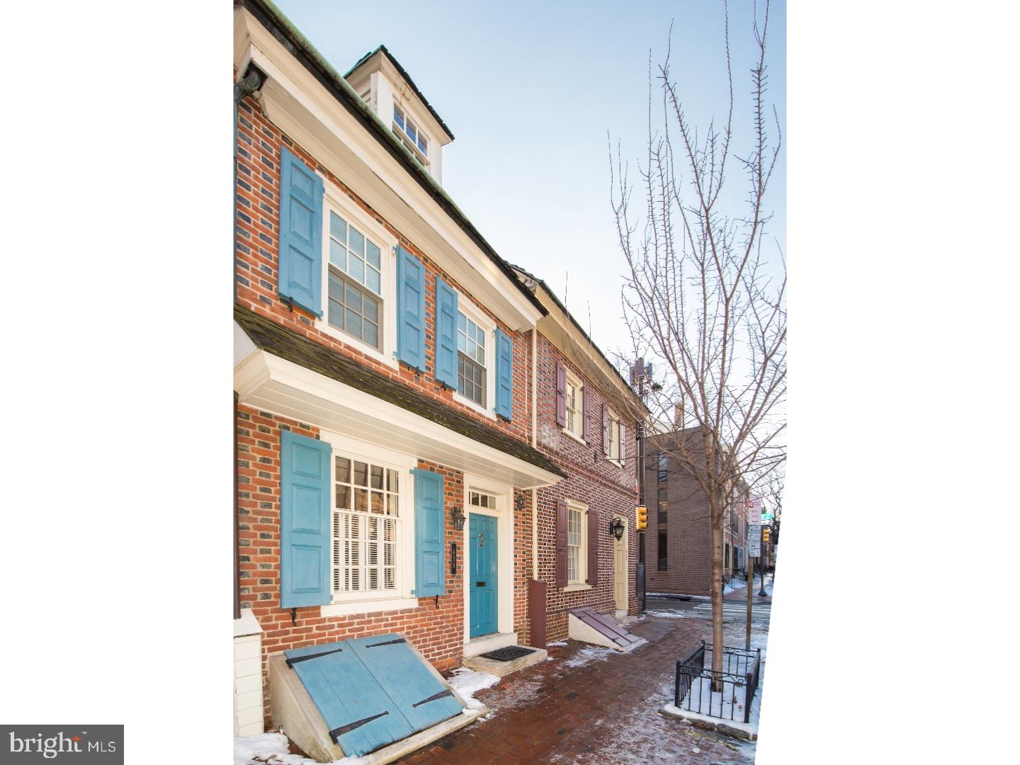 438 Spruce Street Philadelphia, PA 19106 - Photo 2 of 25 Exterior Front
