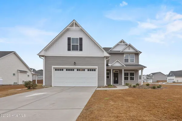$527,500 | 59 West Barlow Avenue, Hampstead, NC 28443