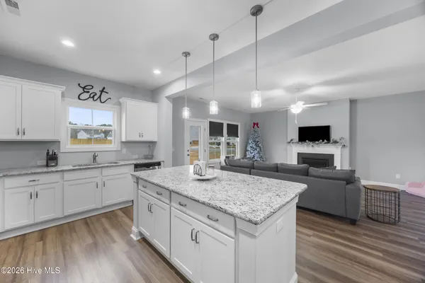 $521,999 | 59 West Barlow Avenue, Hampstead, NC 28443