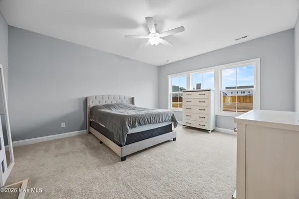 $521,999 | 59 West Barlow Avenue, Hampstead, NC 28443