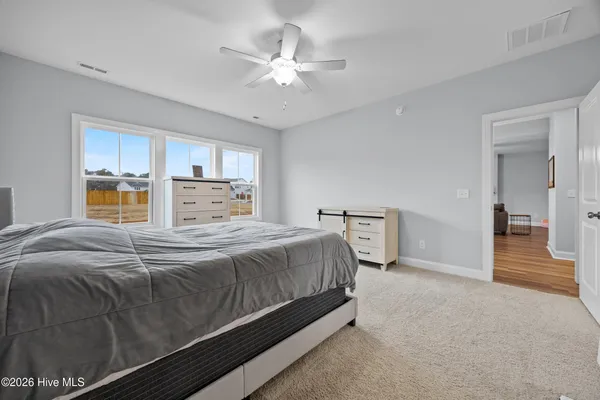 $521,999 | 59 West Barlow Avenue, Hampstead, NC 28443