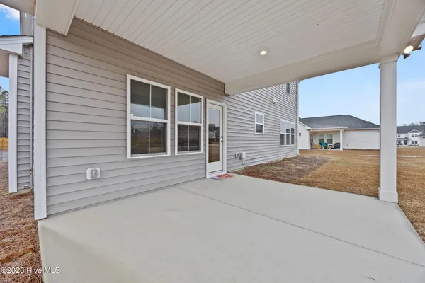 $521,999 | 59 West Barlow Avenue, Hampstead, NC 28443