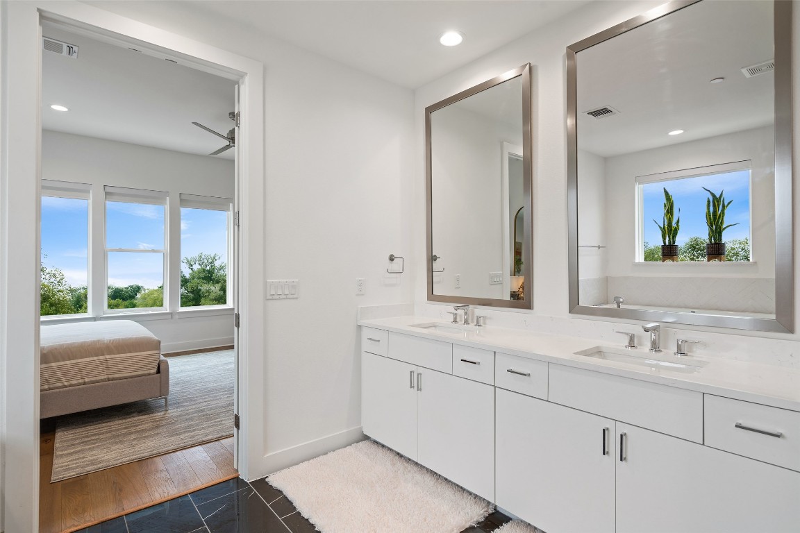 2505 Bluebonnet Lane, Unit 8 Austin, TX 78704 - Photo 23 of 35