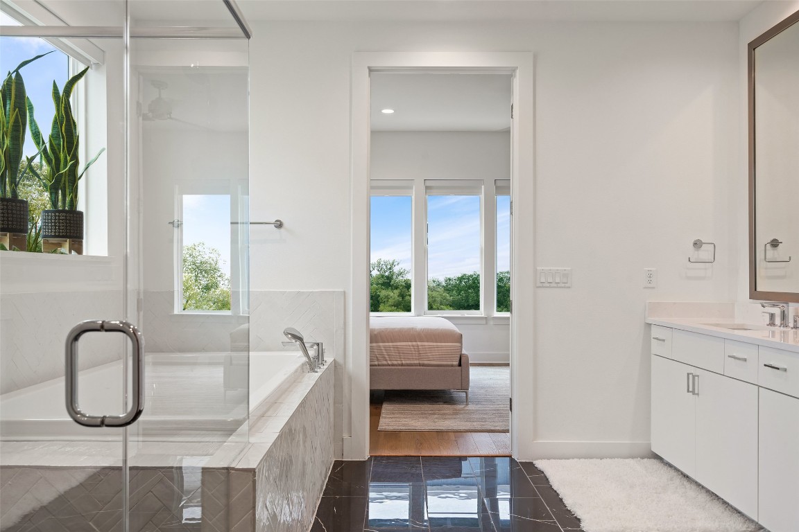 2505 Bluebonnet Lane, Unit 8 Austin, TX 78704 - Photo 24 of 35