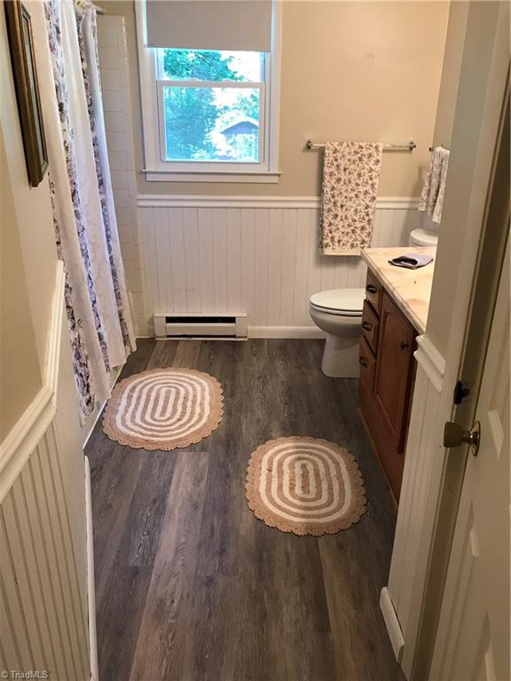 7517 Everson Road Summerfield, NC 27358 - Photo 11 of 15 Main Level Bathroom