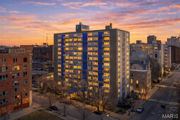 $70,000 | 210 North 17th Street, Unit 1412, St. Louis, MO 63103