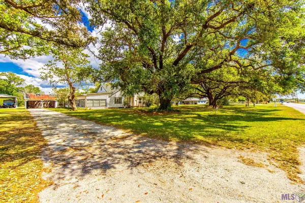 $99,500 | 855 Highway 55, Montegut, LA 70377