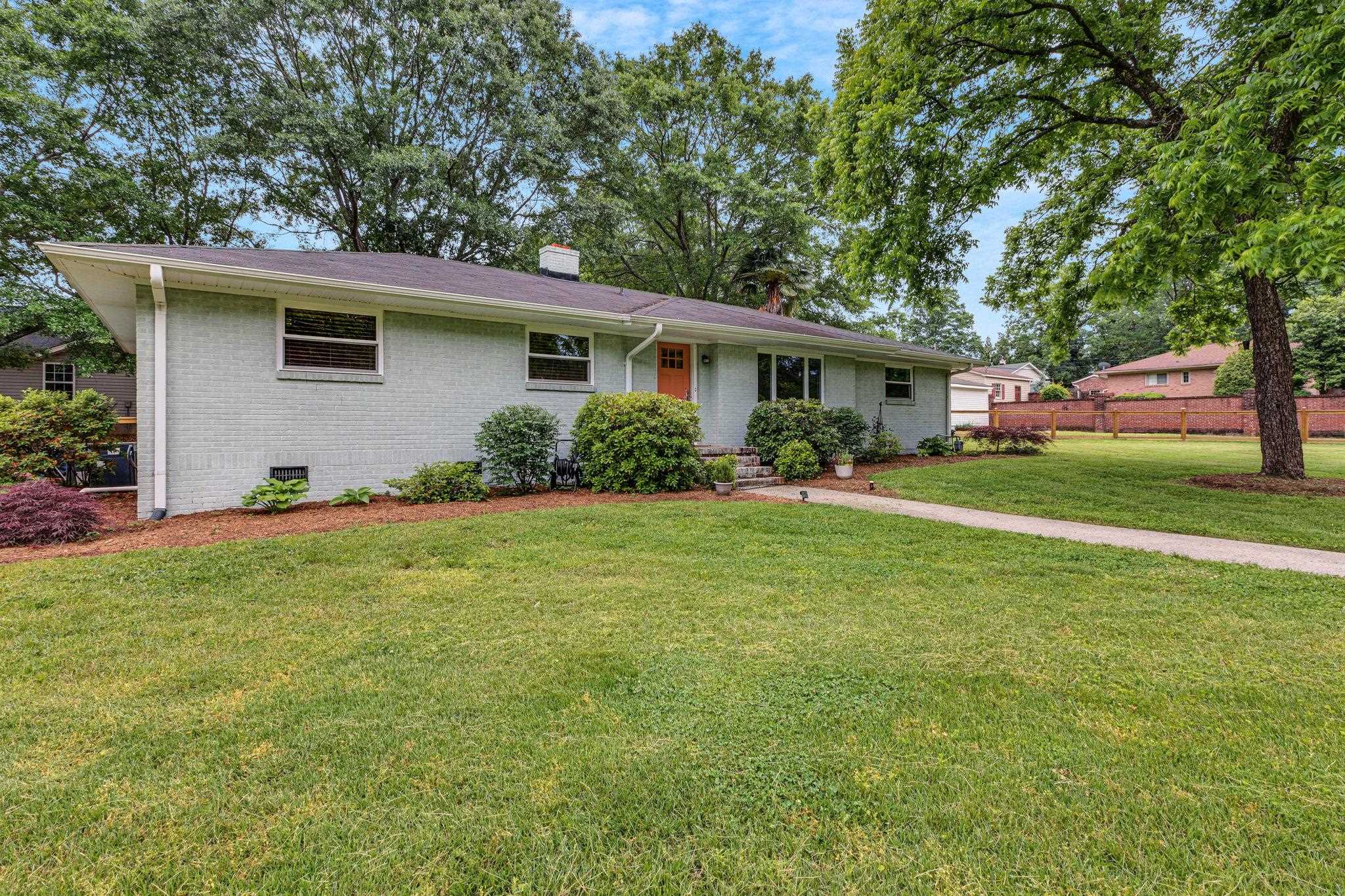 102 Muse Circle Greer, SC 29651 - Photo 2 of 23 Gallery Image 2