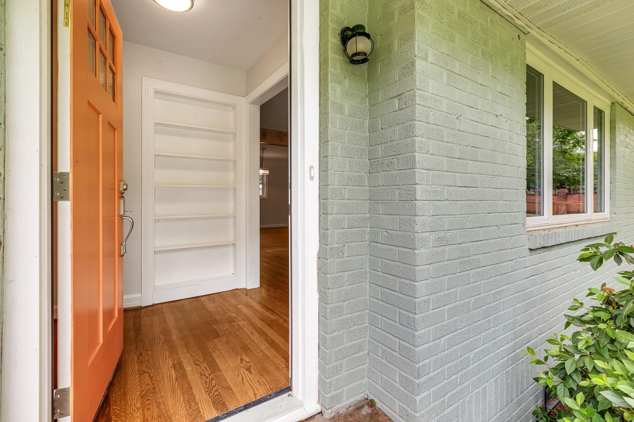102 Muse Circle Greer, SC 29651 - Photo 5 of 23 Gallery Image 5