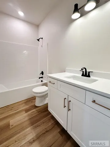 $344,900 | 3890 Mountain Bluebird Way, Ammon, ID 83406