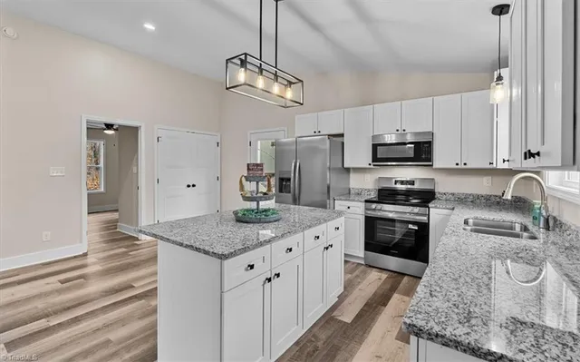 $269,300 | 2953 Little Creek Road, Thomasville, NC 27360