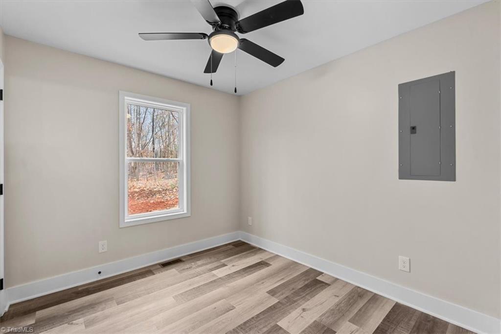 2953 Little Creek Road Thomasville, NC 27360 - Photo 24 of 40