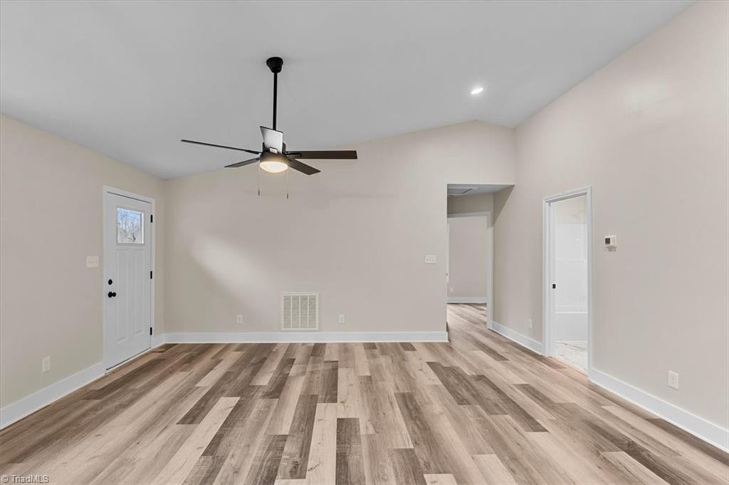 2953 Little Creek Road Thomasville, NC 27360 - Photo 8 of 40