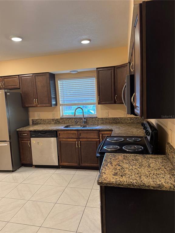 5816 Viking Road Orlando, FL 32808 - Photo 5 of 12