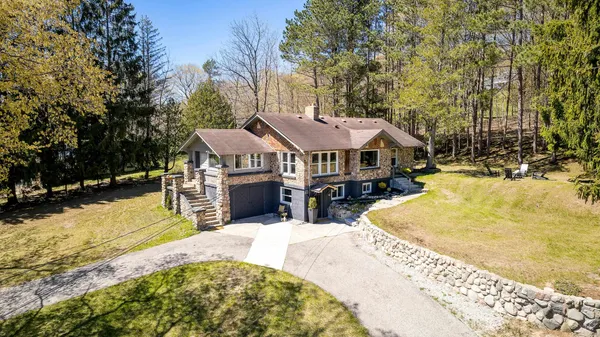 $599,000 | 925 Beech Street, Frankfort, MI 49635