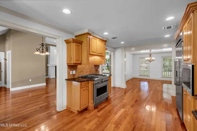 $799,000 | 6022 Monticilla Circle, Ocean Springs, MS 39564