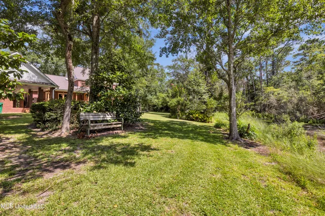 $799,000 | 6022 Monticilla Circle, Ocean Springs, MS 39564