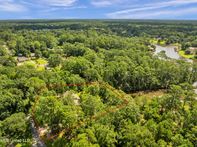 $799,000 | 6022 Monticilla Circle, Ocean Springs, MS 39564