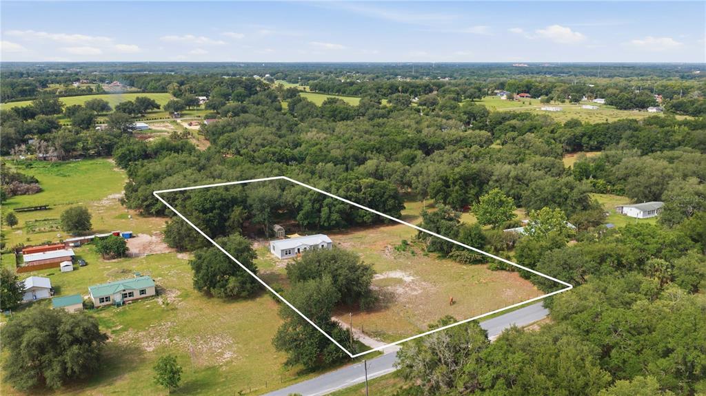 14450 Southeast Sunset Harbor Road Weirsdale, FL 32195 - Photo 36 of 37