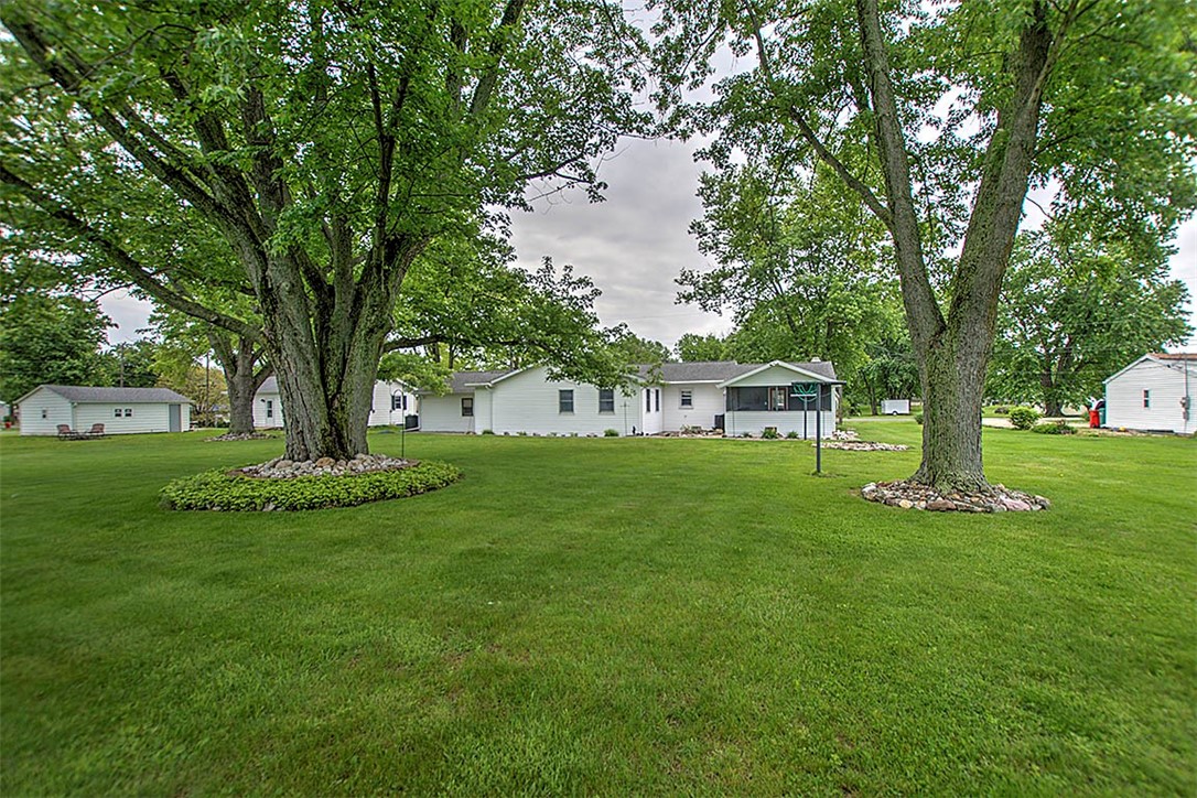 6060 Mayflower Drive Decatur, IL 62521 - Photo 28 of 32