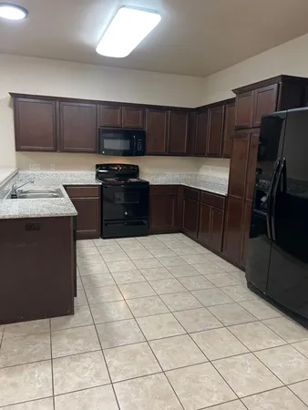 $1,450 | 3204 112th Street, Lubbock, TX 79423