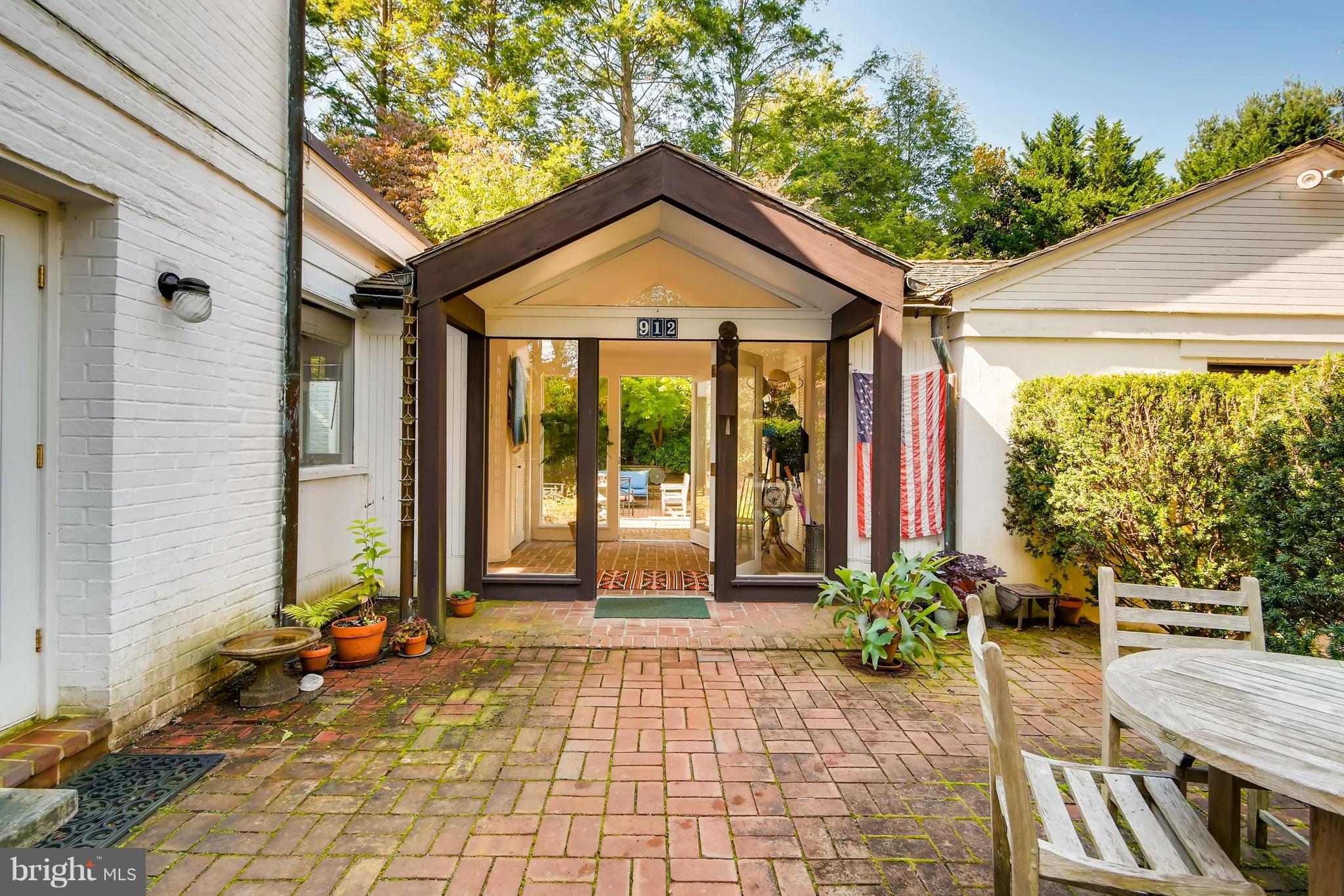 912 Rolandvue Road Baltimore, MD 21204 - Photo 1 of 43 Gallery Image 1