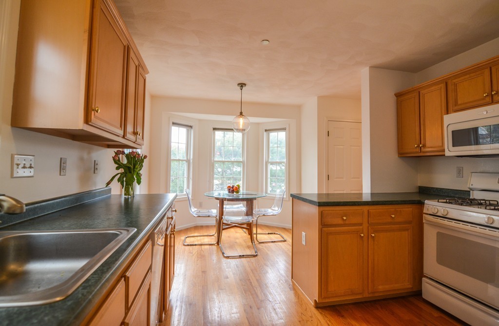 555 Main Street, Unit 9 Woburn, MA 01801 - Photo 5 of 20
