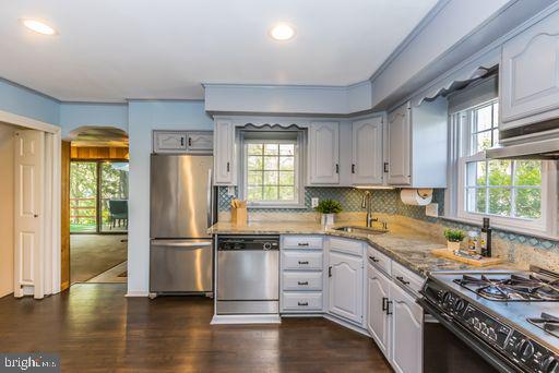 682 Andrew Road Springfield, PA 19064 - Photo 6 of 13