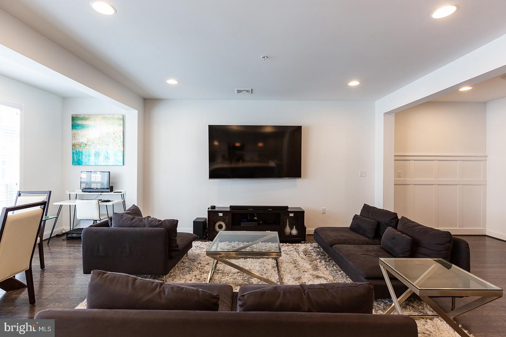 218 Mayer Place Lancaster, PA 17601 - Photo 8 of 63