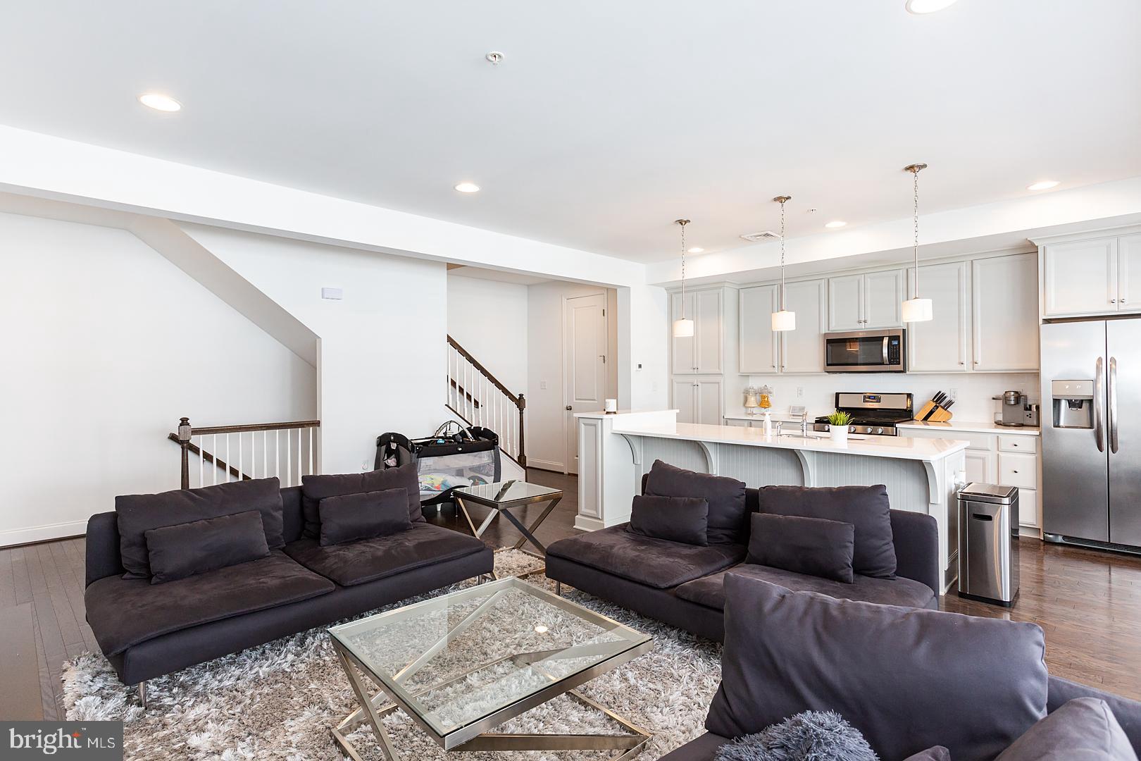 218 Mayer Place Lancaster, PA 17601 - Photo 9 of 63