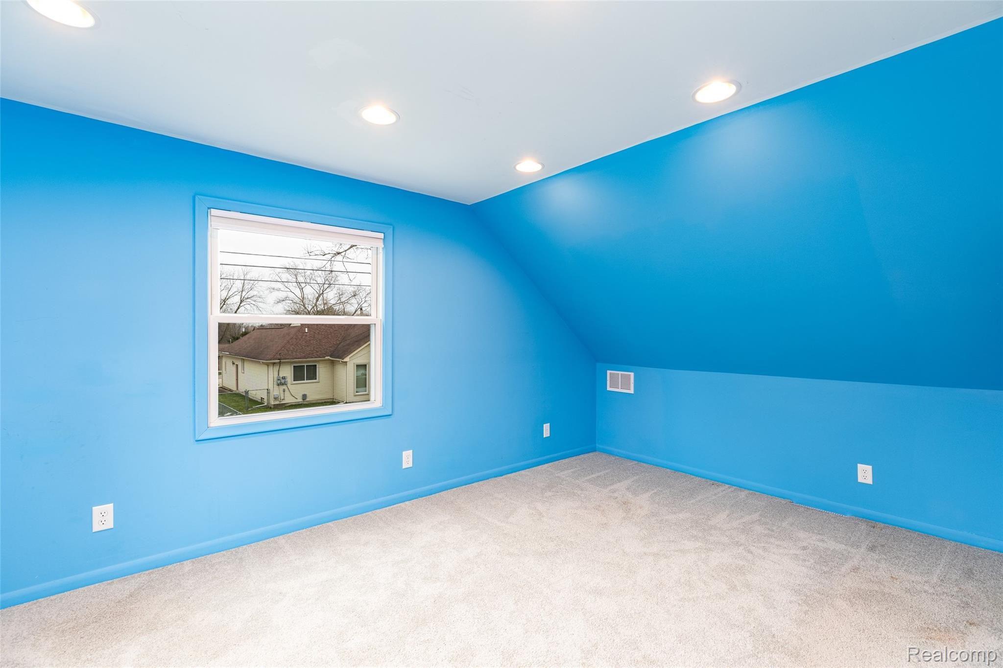 3613 Cone Avenue Rochester, MI 48309 - Photo 21 of 26 24.Bedroom3