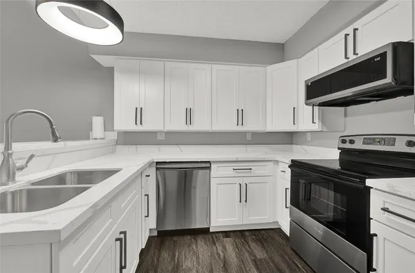 $1,750 | 12111 Lemon Ridge Lane, Unit 121, Houston, TX 77035