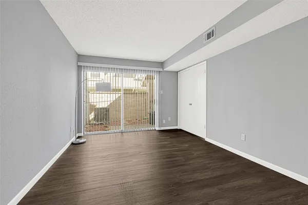 $1,795 | 12111 Lemon Ridge Lane, Unit 121, Houston, TX 77035