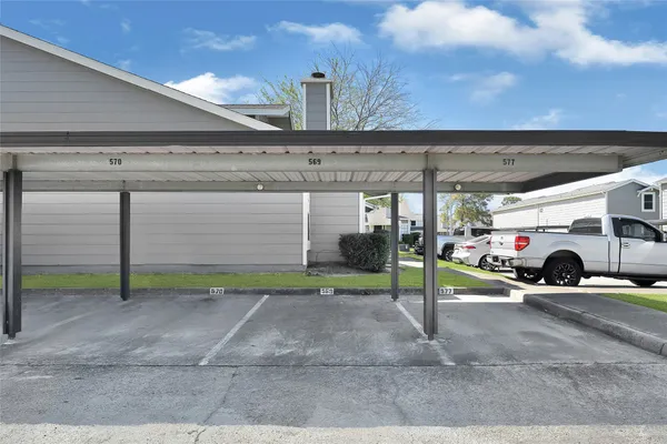 $1,795 | 12111 Lemon Ridge Lane, Unit 121, Houston, TX 77035