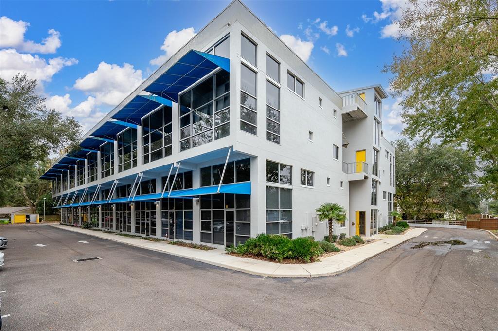 2515 Southwest 35th Place, Unit 103 Gainesville, FL 32608 - Photo 1 of 28