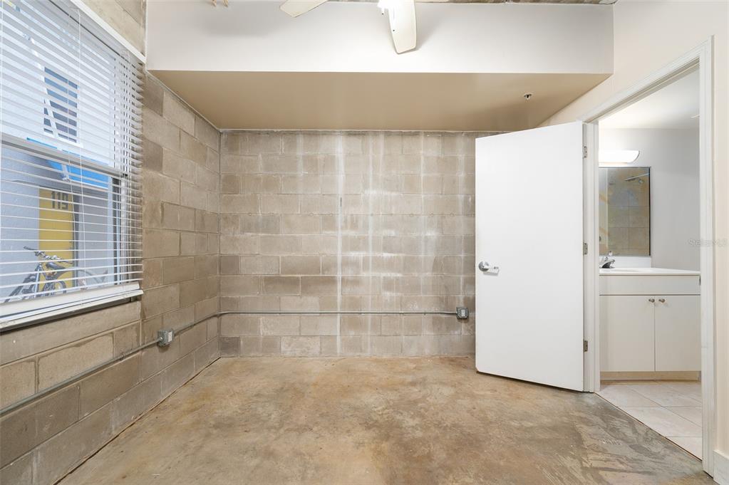 2515 Southwest 35th Place, Unit 103 Gainesville, FL 32608 - Photo 13 of 28