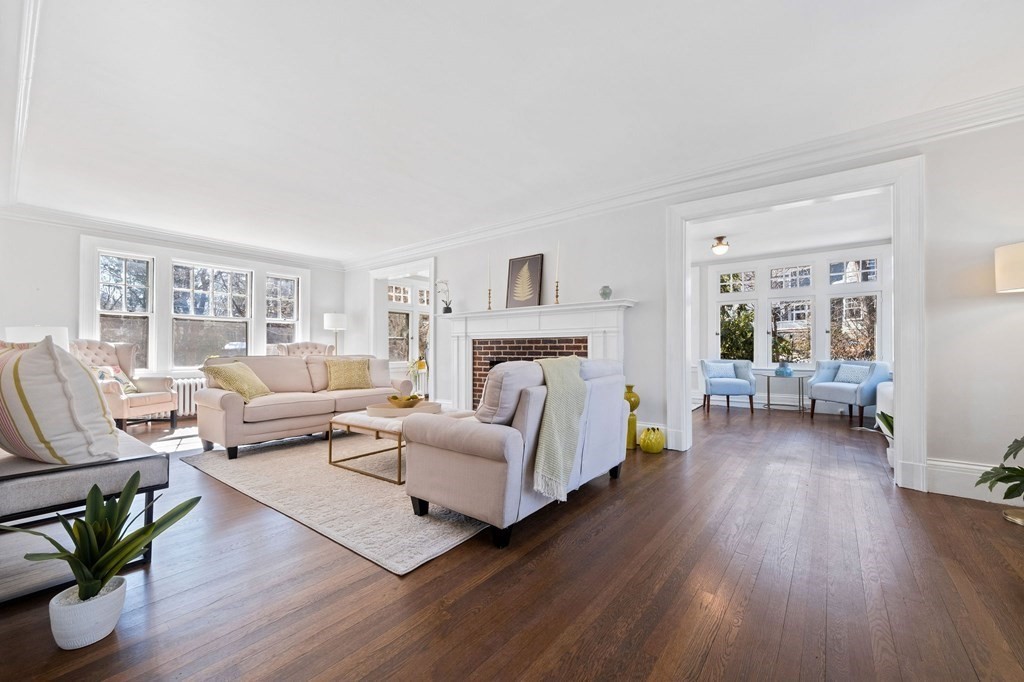 8 Lakewood Road Newton, MA 02461 - Photo 10 of 38 Gallery Image 10